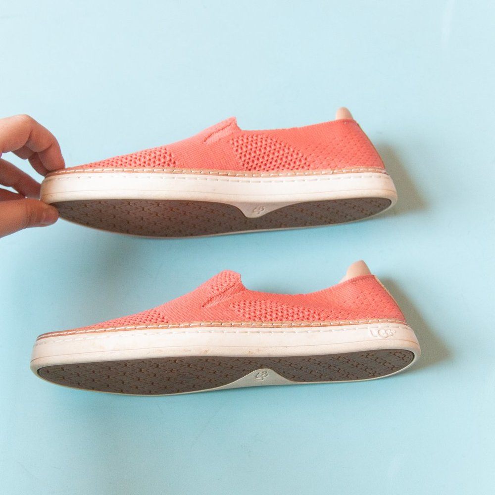UGG Sammy Vibrant Coral Fabric Knit Slip On Sneaker Flats Size 7.5 - Picture 4 of 8